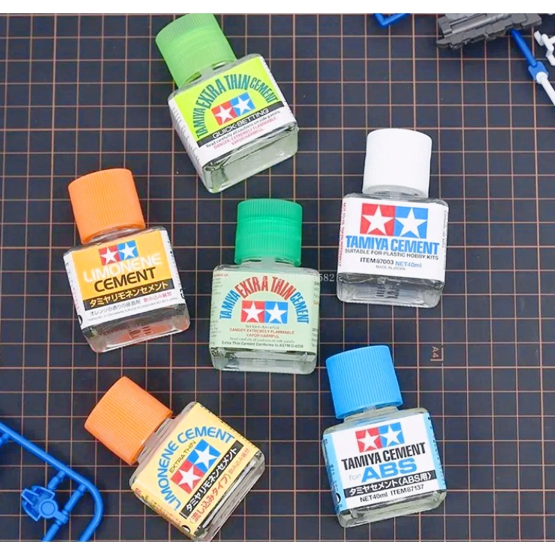 Tamiya Model Paint Set - Colle de modelage 40 ml 87003/87038/87134/87182